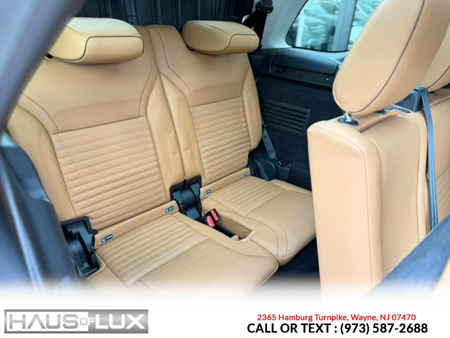 2017 Land Rover Discovery HSE Luxury V6 Supercharged (3rd ROW), available for sale in Wayne, New Jersey | Haus of Lux. Wayne, New Jersey 2017 Land Rover Discovery HSE Luxury V6 Supercharged (3rd ROW), available for sale in Wayne, New Jersey | Haus of Lux. Wayne, New Jersey