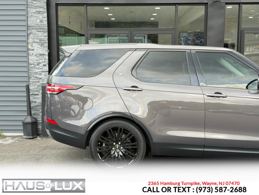 2017 Land Rover Discovery HSE Luxury V6 Supercharged (3rd ROW), available for sale in Wayne, New Jersey | Haus of Lux. Wayne, New Jersey 2017 Land Rover Discovery HSE Luxury V6 Supercharged (3rd ROW), available for sale in Wayne, New Jersey | Haus of Lux. Wayne, New Jersey