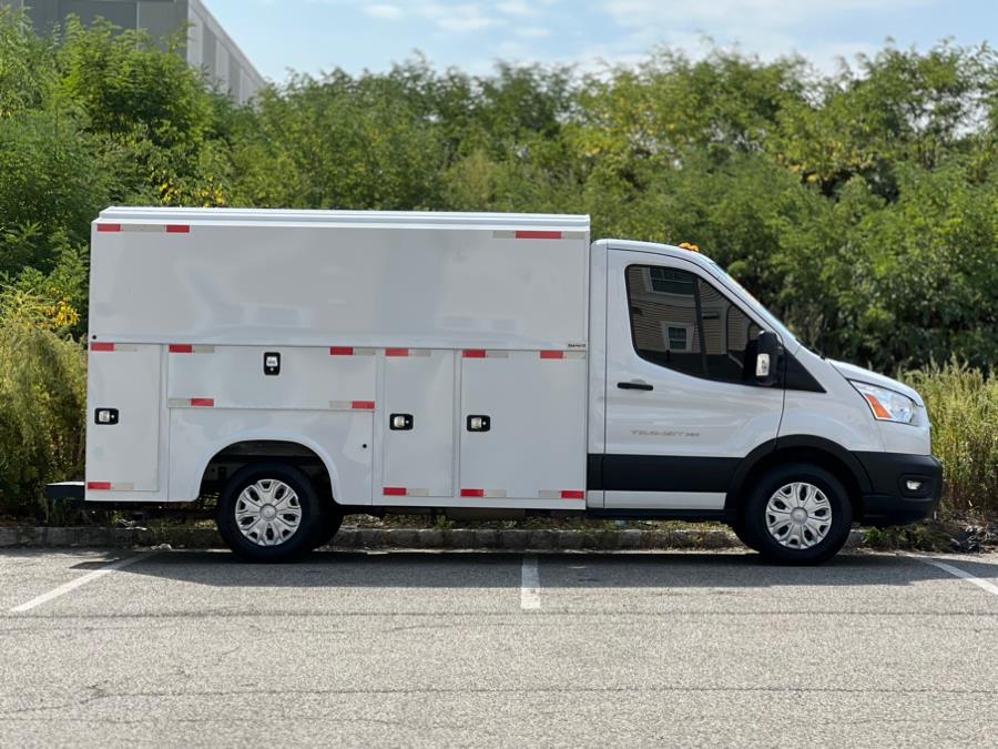 2022 Ford Transit Cutaway T-350 RWD SRW 138" WB 9500 GVWR, available for sale in Paterson, New Jersey | Speedway Commercial Motors LLC. Paterson, New Jersey 2022 Ford Transit Cutaway T-350 RWD SRW 138" WB 9500 GVWR, available for sale in Paterson, New Jersey | Speedway Commercial Motors LLC. Paterson, New Jersey