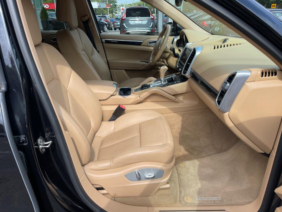 2013 Porsche Cayenne AWD 4dr Tiptronic, available for sale in Bloomfield, Connecticut | AXA Car Sales and Repair LLC. Bloomfield, Connecticut 2013 Porsche Cayenne AWD 4dr Tiptronic, available for sale in Bloomfield, Connecticut | AXA Car Sales and Repair LLC. Bloomfield, Connecticut