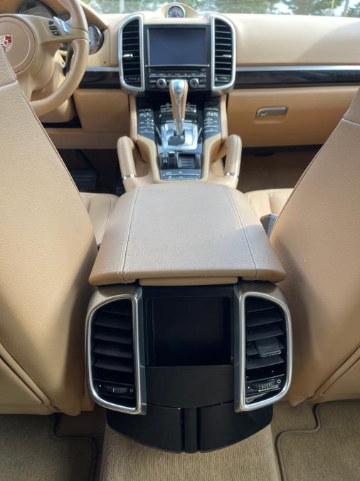 2013 Porsche Cayenne AWD 4dr Tiptronic, available for sale in Bloomfield, Connecticut | AXA Car Sales and Repair LLC. Bloomfield, Connecticut 2013 Porsche Cayenne AWD 4dr Tiptronic, available for sale in Bloomfield, Connecticut | AXA Car Sales and Repair LLC. Bloomfield, Connecticut