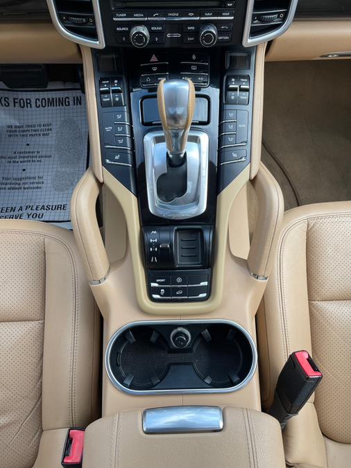 2013 Porsche Cayenne AWD 4dr Tiptronic, available for sale in Bloomfield, Connecticut | AXA Car Sales and Repair LLC. Bloomfield, Connecticut 2013 Porsche Cayenne AWD 4dr Tiptronic, available for sale in Bloomfield, Connecticut | AXA Car Sales and Repair LLC. Bloomfield, Connecticut