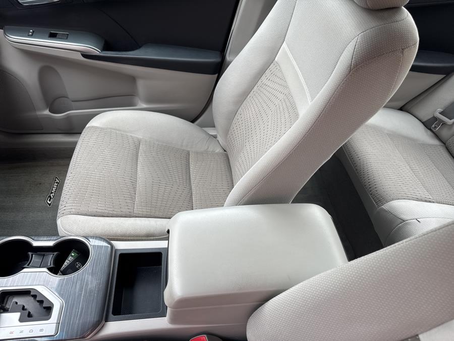 2012 Toyota Camry Hybrid 4dr Sdn LE, available for sale in Waterbury, Connecticut | National Auto Brokers, Inc.. Waterbury, Connecticut 2012 Toyota Camry Hybrid 4dr Sdn LE, available for sale in Waterbury, Connecticut | National Auto Brokers, Inc.. Waterbury, Connecticut