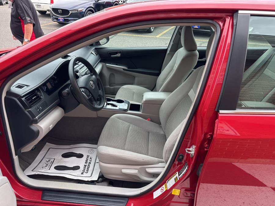 2012 Toyota Camry Hybrid 4dr Sdn LE, available for sale in Waterbury, Connecticut | National Auto Brokers, Inc.. Waterbury, Connecticut 2012 Toyota Camry Hybrid 4dr Sdn LE, available for sale in Waterbury, Connecticut | National Auto Brokers, Inc.. Waterbury, Connecticut