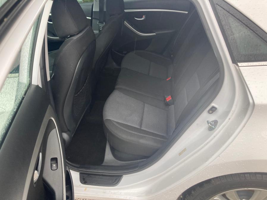 2015 Hyundai Elantra GT 5dr HB Auto, available for sale in Neosho, Missouri | Xsell Auto LLC. Neosho, Missouri 2015 Hyundai Elantra GT 5dr HB Auto, available for sale in Neosho, Missouri | Xsell Auto LLC. Neosho, Missouri