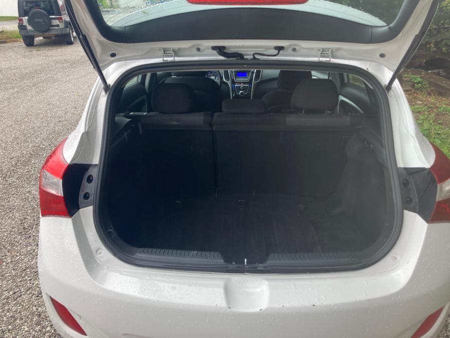 2015 Hyundai Elantra GT 5dr HB Auto, available for sale in Neosho, Missouri | Xsell Auto LLC. Neosho, Missouri 2015 Hyundai Elantra GT 5dr HB Auto, available for sale in Neosho, Missouri | Xsell Auto LLC. Neosho, Missouri