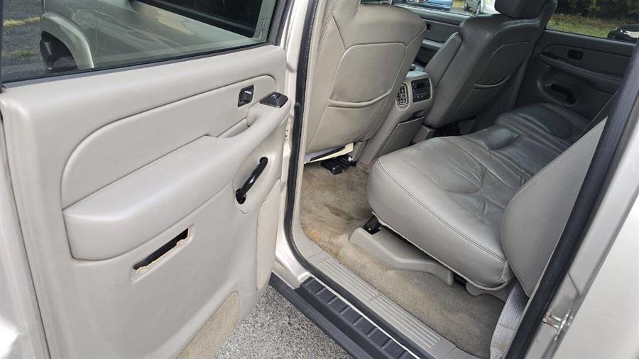 2004 Chevrolet Silverado 1500 LT 4dr Crew Cab 4WD SB, available for sale in Wolcott, New York | Auto Hunter CNY. Wolcott, New York 2004 Chevrolet Silverado 1500 LT 4dr Crew Cab 4WD SB, available for sale in Wolcott, New York | Auto Hunter CNY. Wolcott, New York