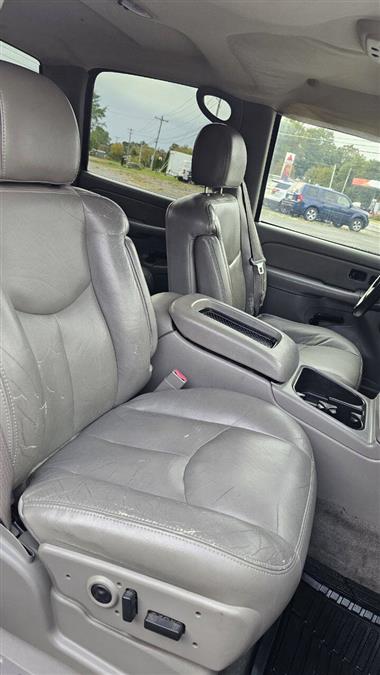 2004 Chevrolet Silverado 1500 LT 4dr Crew Cab 4WD SB, available for sale in Wolcott, New York | Auto Hunter CNY. Wolcott, New York 2004 Chevrolet Silverado 1500 LT 4dr Crew Cab 4WD SB, available for sale in Wolcott, New York | Auto Hunter CNY. Wolcott, New York