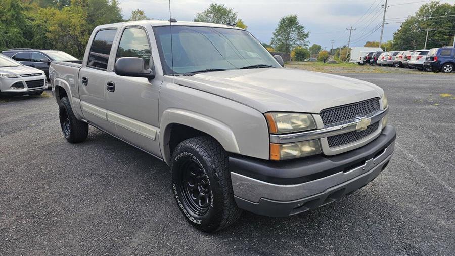 2004 Chevrolet Silverado 1500 LT 4dr Crew Cab 4WD SB, available for sale in Wolcott, New York | Auto Hunter CNY. Wolcott, New York 2004 Chevrolet Silverado 1500 LT 4dr Crew Cab 4WD SB, available for sale in Wolcott, New York | Auto Hunter CNY. Wolcott, New York