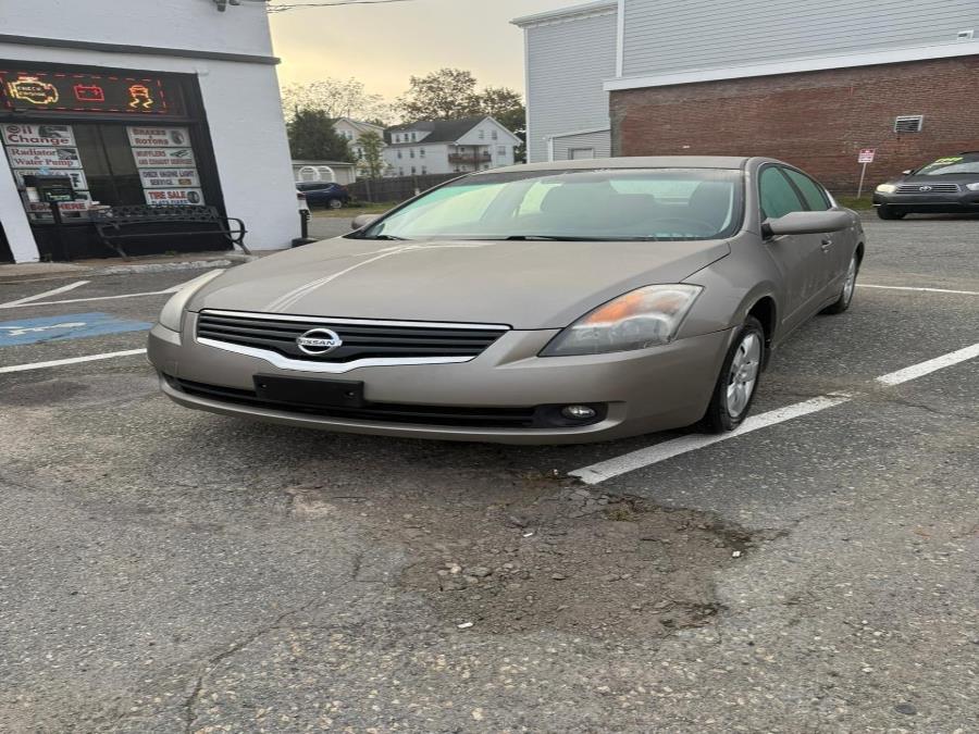 2007 Nissan Altima 4dr Sdn I4 CVT 2.5 S, available for sale in Whitman, Massachusetts | Whitman Auto Center. Whitman, Massachusetts 2007 Nissan Altima 4dr Sdn I4 CVT 2.5 S, available for sale in Whitman, Massachusetts | Whitman Auto Center. Whitman, Massachusetts