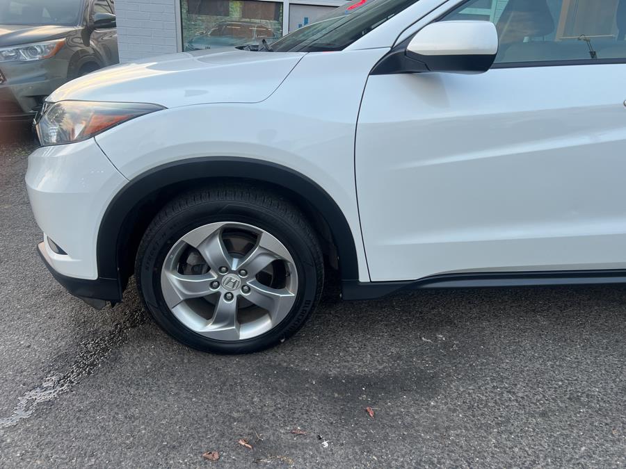 2018 Honda HR-V LX AWD CVT, available for sale in Milford, Connecticut | Korhan LLC DBA Superior Motors. Milford, Connecticut 2018 Honda HR-V LX AWD CVT, available for sale in Milford, Connecticut | Korhan LLC DBA Superior Motors. Milford, Connecticut