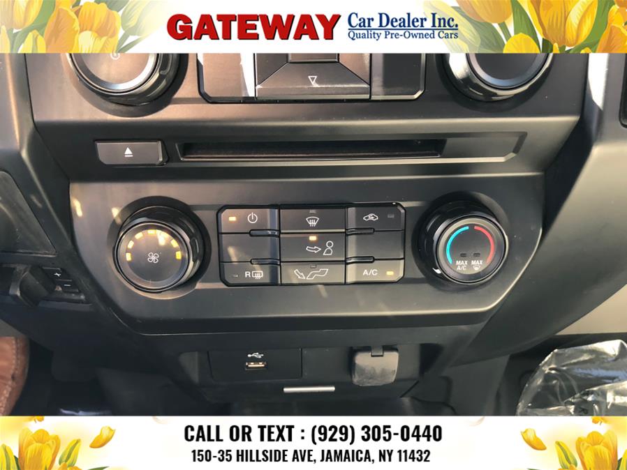 2018 Ford F-150 XL 4WD SuperCrew 5.5'' Box, available for sale in Hempstead, New York | VIP Auto Credit Express. Hempstead, New York 2018 Ford F-150 XL 4WD SuperCrew 5.5'' Box, available for sale in Hempstead, New York | VIP Auto Credit Express. Hempstead, New York