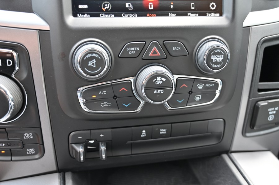 2023 Ram 1500 SLT photo 23
