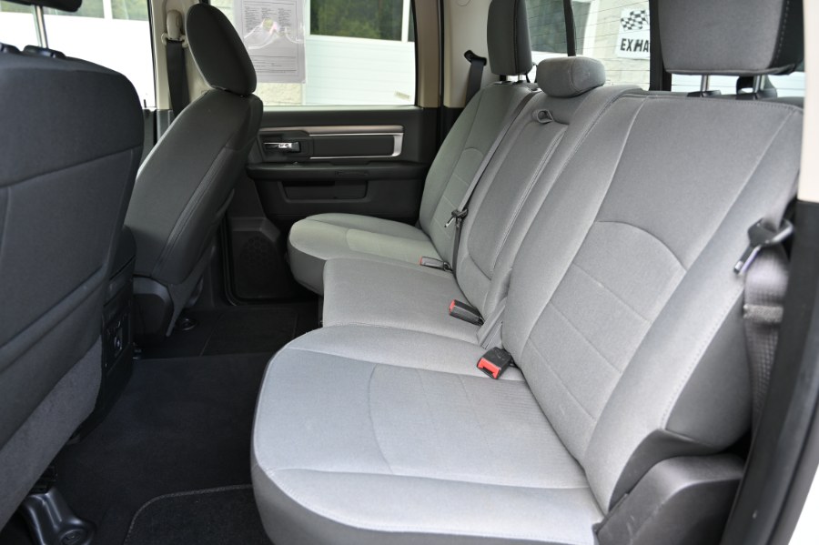 2023 Ram 1500 SLT photo 14