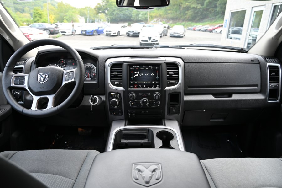 2023 Ram 1500 SLT photo 10