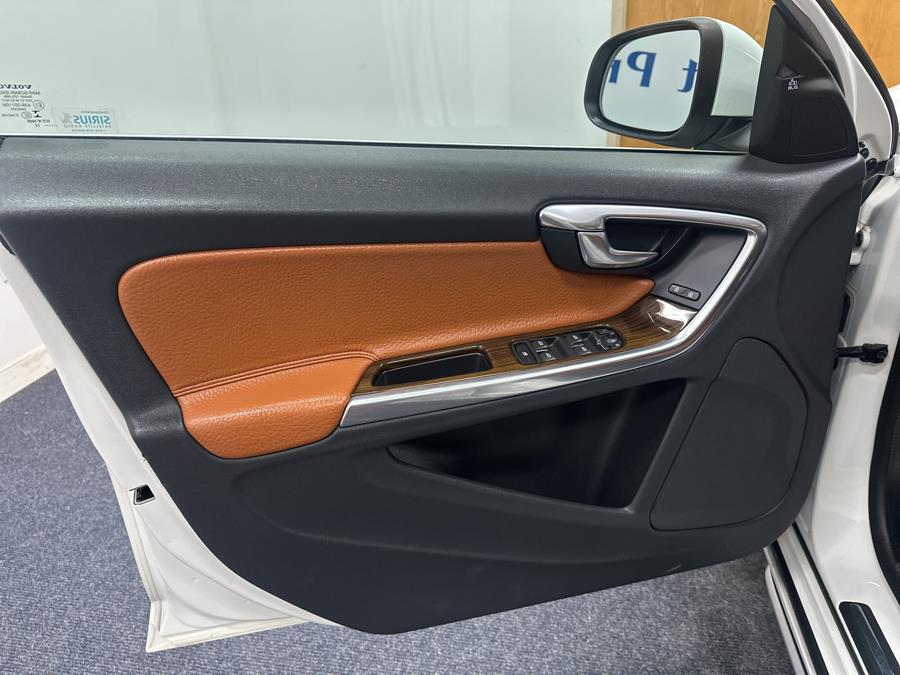 2013 Volvo S60 4dr Sdn T5 Premier AWD, available for sale in Plainville, Connecticut | New England Auto Sales LLC. Plainville, Connecticut 2013 Volvo S60 4dr Sdn T5 Premier AWD, available for sale in Plainville, Connecticut | New England Auto Sales LLC. Plainville, Connecticut
