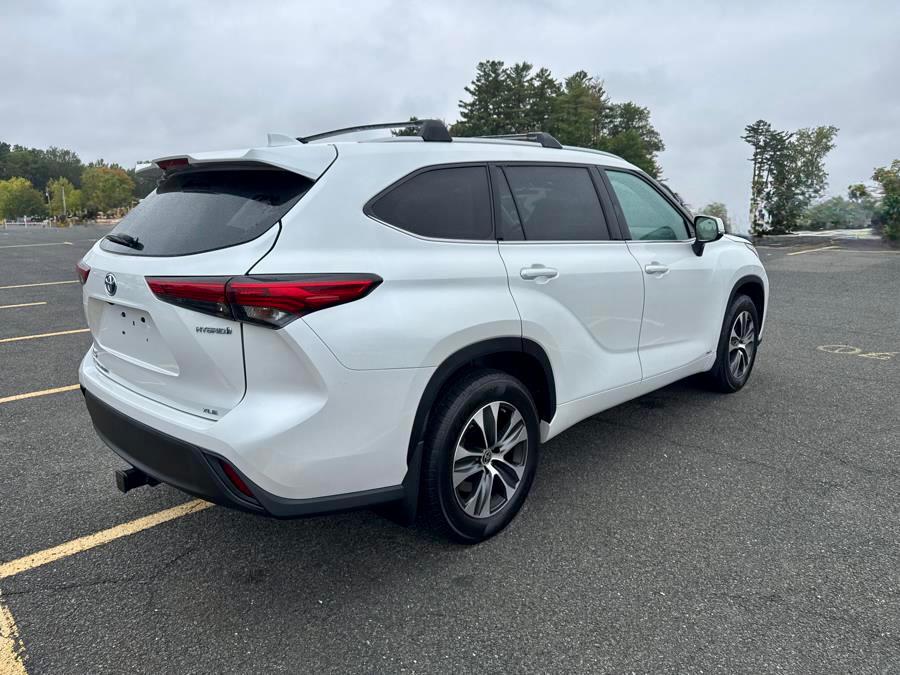 2022 Toyota Highlander Hybrid XLE AWD (Natl), available for sale in Shelton, Connecticut | Center Motorsports LLC. Shelton, Connecticut 2022 Toyota Highlander Hybrid XLE AWD (Natl), available for sale in Shelton, Connecticut | Center Motorsports LLC. Shelton, Connecticut