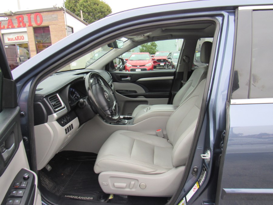 2017 Toyota Highlander XLE, available for sale in Worcester, Massachusetts | Hilario's Auto Sales Inc.. Worcester, Massachusetts 2017 Toyota Highlander XLE, available for sale in Worcester, Massachusetts | Hilario's Auto Sales Inc.. Worcester, Massachusetts