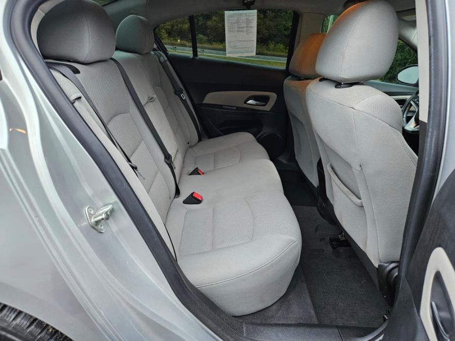 2014 Chevrolet Cruze 4dr Sdn Auto 1LT, available for sale in East Windsor, Connecticut | Toro Auto. East Windsor, Connecticut 2014 Chevrolet Cruze 4dr Sdn Auto 1LT, available for sale in East Windsor, Connecticut | Toro Auto. East Windsor, Connecticut