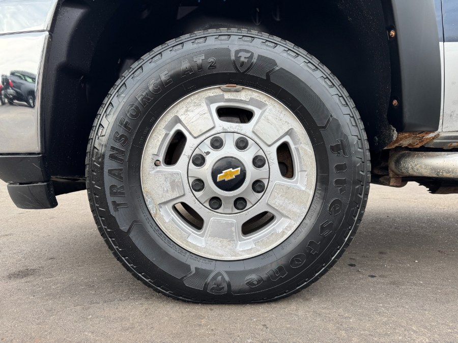 2011 Chevrolet Silverado 2500HD 4WD Reg Cab 133.7" LT, available for sale in Ortonville, Michigan | Marsh Auto Sales LLC. Ortonville, Michigan 2011 Chevrolet Silverado 2500HD 4WD Reg Cab 133.7" LT, available for sale in Ortonville, Michigan | Marsh Auto Sales LLC. Ortonville, Michigan