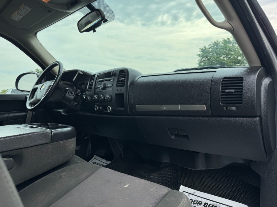 2011 Chevrolet Silverado 2500HD 4WD Reg Cab 133.7" LT, available for sale in Ortonville, Michigan | Marsh Auto Sales LLC. Ortonville, Michigan 2011 Chevrolet Silverado 2500HD 4WD Reg Cab 133.7" LT, available for sale in Ortonville, Michigan | Marsh Auto Sales LLC. Ortonville, Michigan