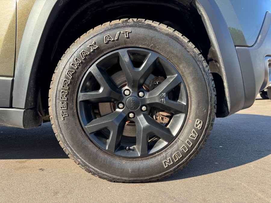 2015 Jeep Cherokee 4WD 4dr Trailhawk, available for sale in Ortonville, Michigan | Marsh Auto Sales LLC. Ortonville, Michigan 2015 Jeep Cherokee 4WD 4dr Trailhawk, available for sale in Ortonville, Michigan | Marsh Auto Sales LLC. Ortonville, Michigan