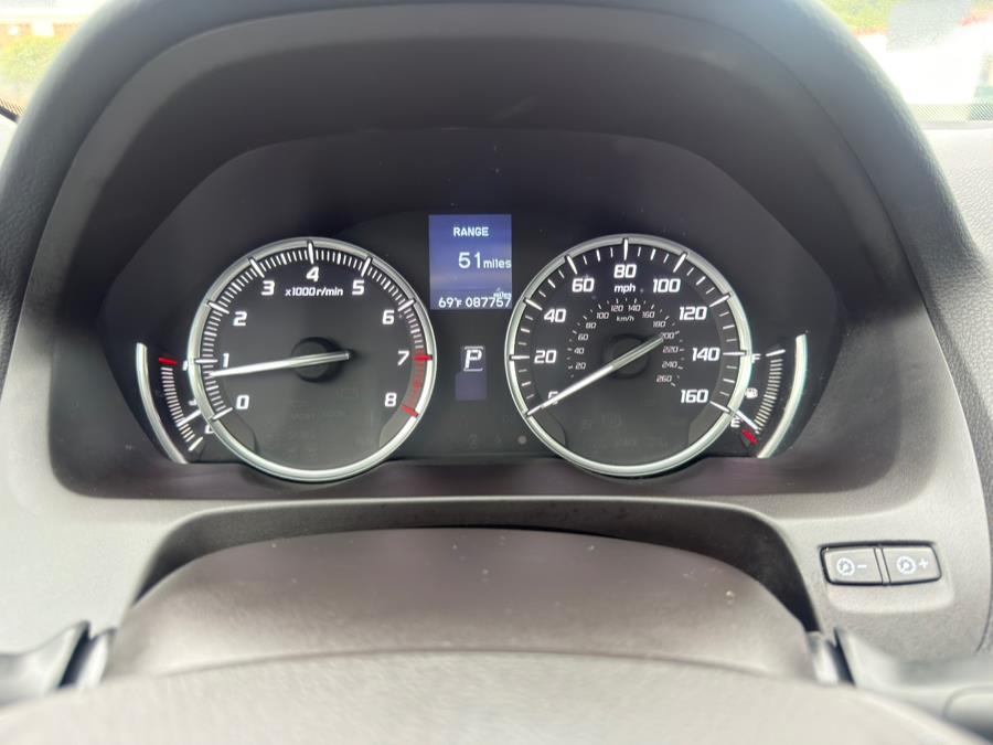 2015 Acura TLX 4dr Sdn FWD, available for sale in Manchester, Connecticut | Carsonmain LLC. Manchester, Connecticut 2015 Acura TLX 4dr Sdn FWD, available for sale in Manchester, Connecticut | Carsonmain LLC. Manchester, Connecticut