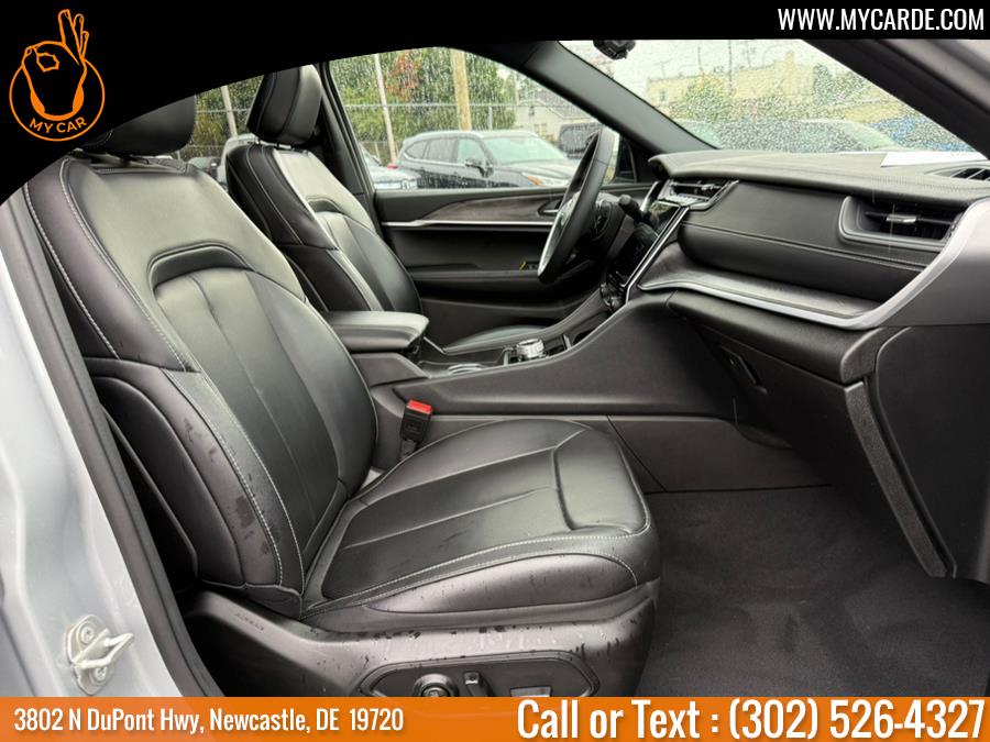 2024 Jeep Grand Cherokee Limited photo 12