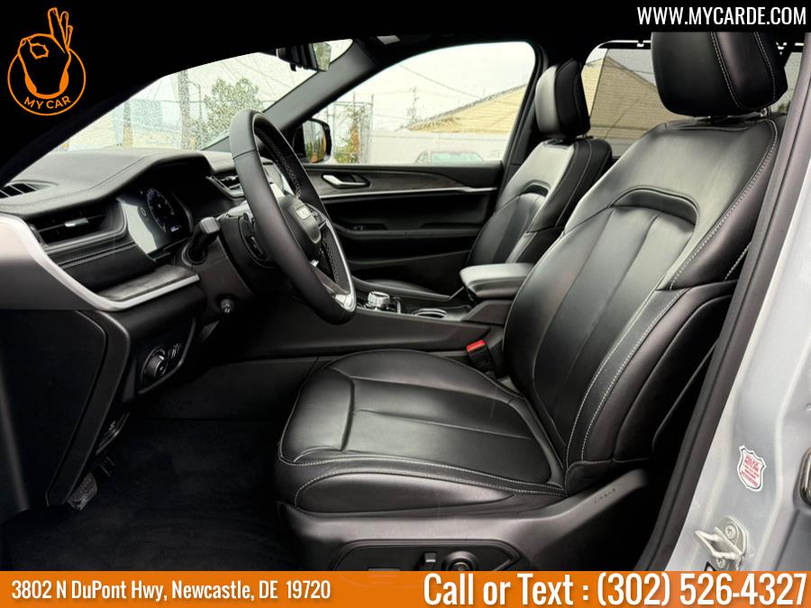 2024 Jeep Grand Cherokee Limited photo 21