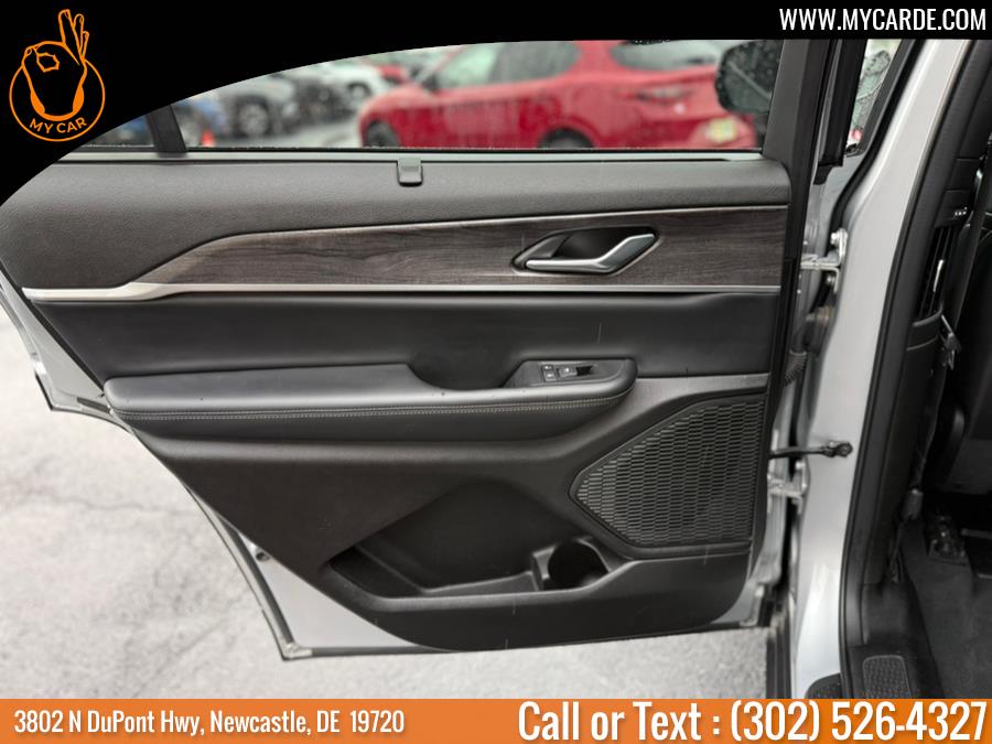 2024 Jeep Grand Cherokee Limited photo 18
