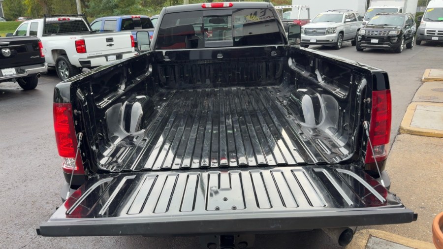 2013 GMC Sierra 2500HD 4WD Reg Cab 133.7" SLE, available for sale in Waterbury, Connecticut | West End Automotive Center. Waterbury, Connecticut 2013 GMC Sierra 2500HD 4WD Reg Cab 133.7" SLE, available for sale in Waterbury, Connecticut | West End Automotive Center. Waterbury, Connecticut