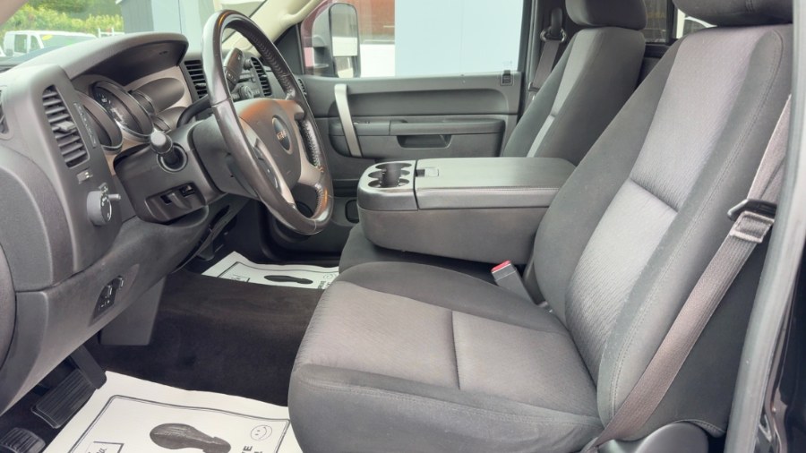 2013 GMC Sierra 2500HD 4WD Reg Cab 133.7" SLE, available for sale in Waterbury, Connecticut | West End Automotive Center. Waterbury, Connecticut 2013 GMC Sierra 2500HD 4WD Reg Cab 133.7" SLE, available for sale in Waterbury, Connecticut | West End Automotive Center. Waterbury, Connecticut