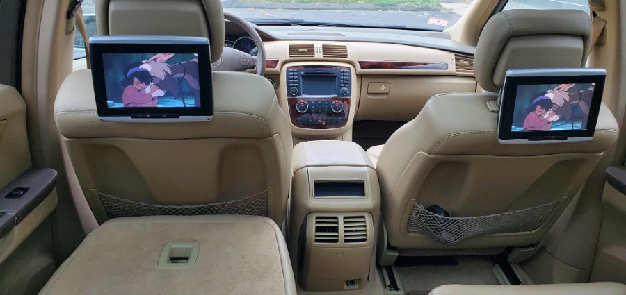 2010 Mercedes-Benz R-Class 4MATIC 4dr R350, available for sale in Bristol, Connecticut | Dealmax Motors LLC. Bristol, Connecticut 2010 Mercedes-Benz R-Class 4MATIC 4dr R350, available for sale in Bristol, Connecticut | Dealmax Motors LLC. Bristol, Connecticut