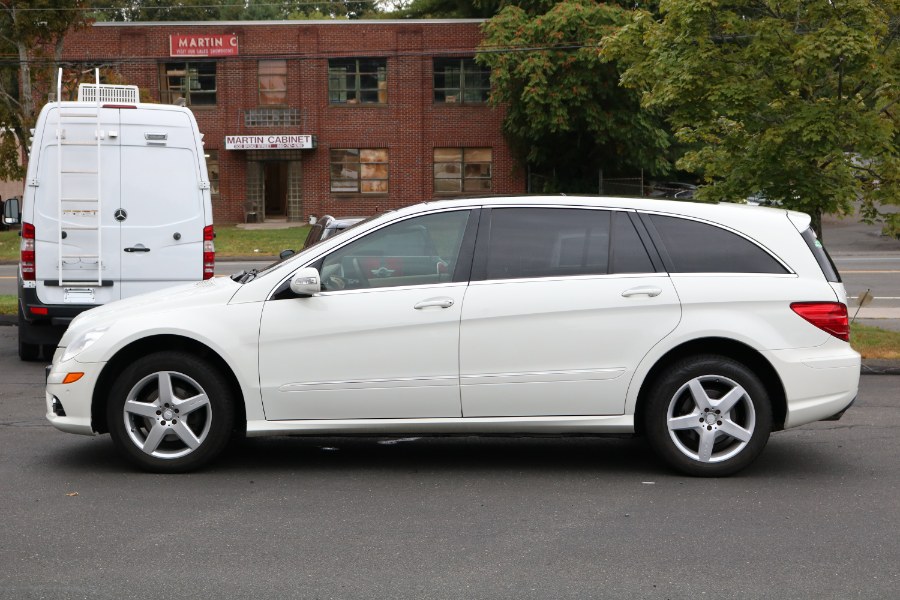 2010 Mercedes-Benz R-Class 4MATIC 4dr R350, available for sale in Bristol, Connecticut | Dealmax Motors LLC. Bristol, Connecticut 2010 Mercedes-Benz R-Class 4MATIC 4dr R350, available for sale in Bristol, Connecticut | Dealmax Motors LLC. Bristol, Connecticut