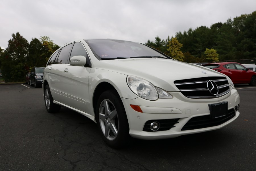 2010 Mercedes-Benz R-Class 4MATIC 4dr R350, available for sale in Bristol, Connecticut | Dealmax Motors LLC. Bristol, Connecticut 2010 Mercedes-Benz R-Class 4MATIC 4dr R350, available for sale in Bristol, Connecticut | Dealmax Motors LLC. Bristol, Connecticut