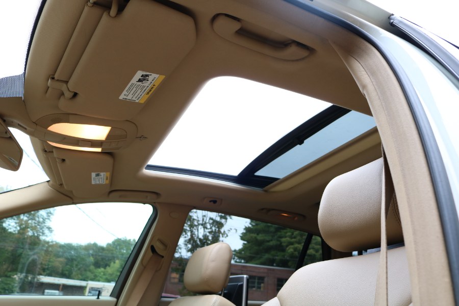 2010 Mercedes-Benz R-Class 4MATIC 4dr R350, available for sale in Bristol, Connecticut | Dealmax Motors LLC. Bristol, Connecticut 2010 Mercedes-Benz R-Class 4MATIC 4dr R350, available for sale in Bristol, Connecticut | Dealmax Motors LLC. Bristol, Connecticut
