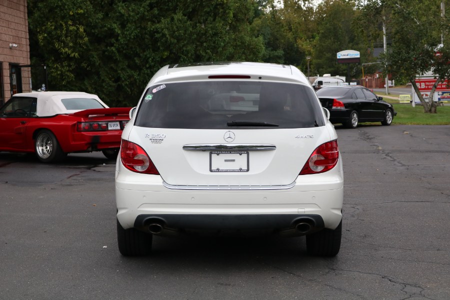 2010 Mercedes-Benz R-Class 4MATIC 4dr R350, available for sale in Bristol, Connecticut | Dealmax Motors LLC. Bristol, Connecticut 2010 Mercedes-Benz R-Class 4MATIC 4dr R350, available for sale in Bristol, Connecticut | Dealmax Motors LLC. Bristol, Connecticut