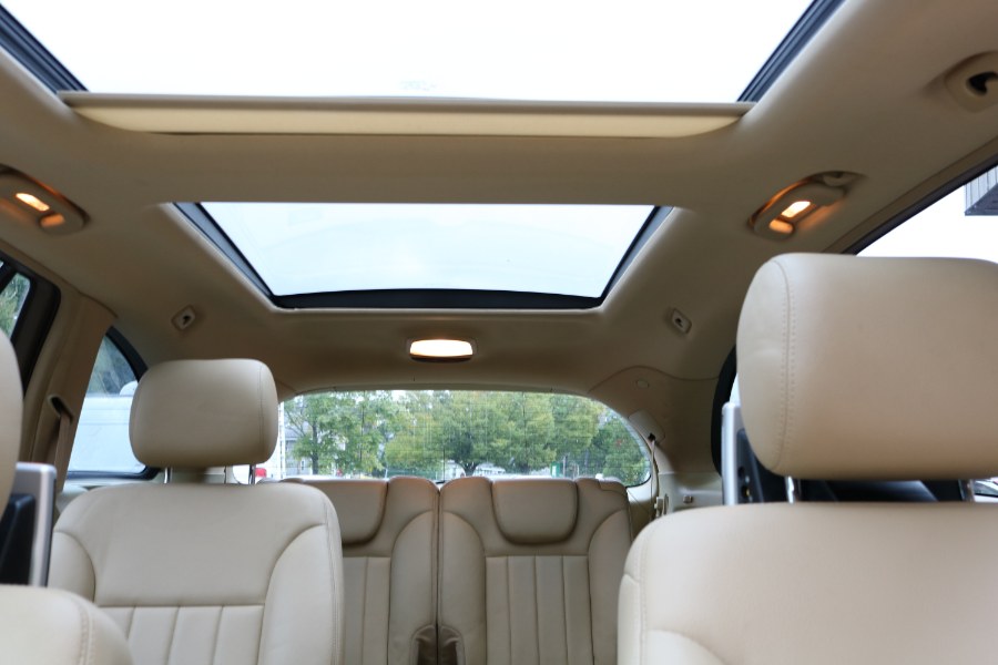 2010 Mercedes-Benz R-Class 4MATIC 4dr R350, available for sale in Bristol, Connecticut | Dealmax Motors LLC. Bristol, Connecticut 2010 Mercedes-Benz R-Class 4MATIC 4dr R350, available for sale in Bristol, Connecticut | Dealmax Motors LLC. Bristol, Connecticut
