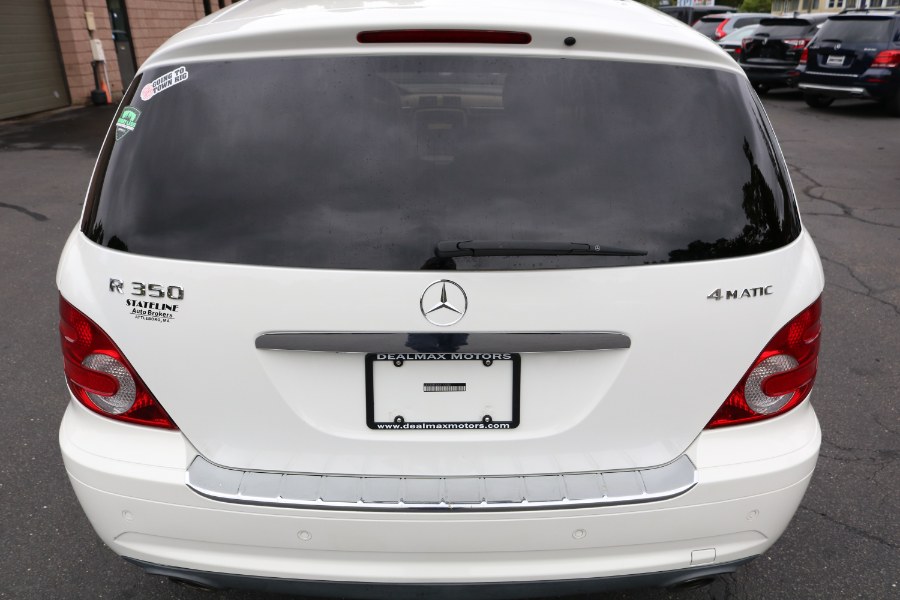 2010 Mercedes-Benz R-Class 4MATIC 4dr R350, available for sale in Bristol, Connecticut | Dealmax Motors LLC. Bristol, Connecticut 2010 Mercedes-Benz R-Class 4MATIC 4dr R350, available for sale in Bristol, Connecticut | Dealmax Motors LLC. Bristol, Connecticut