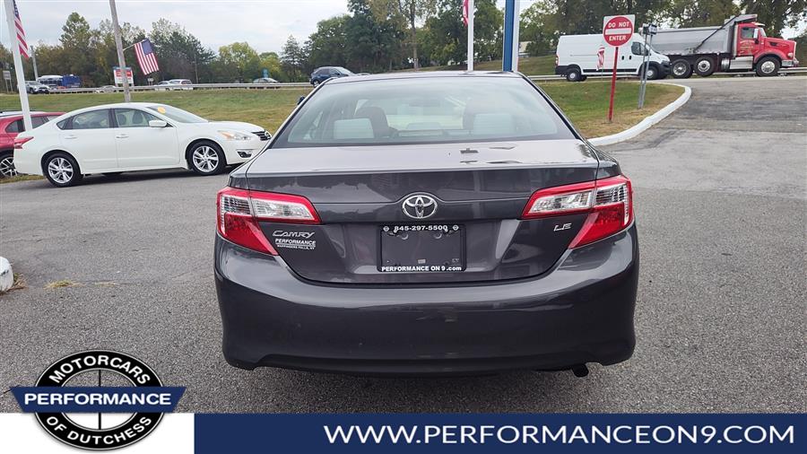2012 Toyota Camry LE photo 4