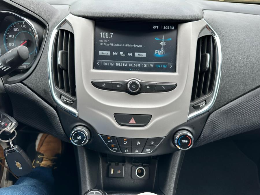 2018 Chevrolet Cruze 4dr Sdn 1.4L LS w/1SB, available for sale in Copiague, New York | Great Deal Motors. Copiague, New York 2018 Chevrolet Cruze 4dr Sdn 1.4L LS w/1SB, available for sale in Copiague, New York | Great Deal Motors. Copiague, New York