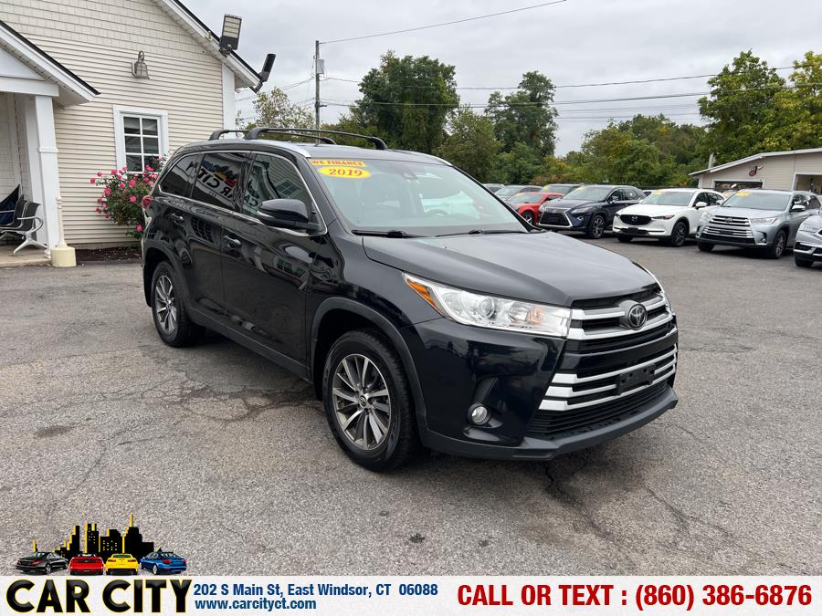 2019 Toyota Highlander XLE V6 AWD (Natl), available for sale in East Windsor, Connecticut | Car City LLC. East Windsor, Connecticut 2019 Toyota Highlander XLE V6 AWD (Natl), available for sale in East Windsor, Connecticut | Car City LLC. East Windsor, Connecticut