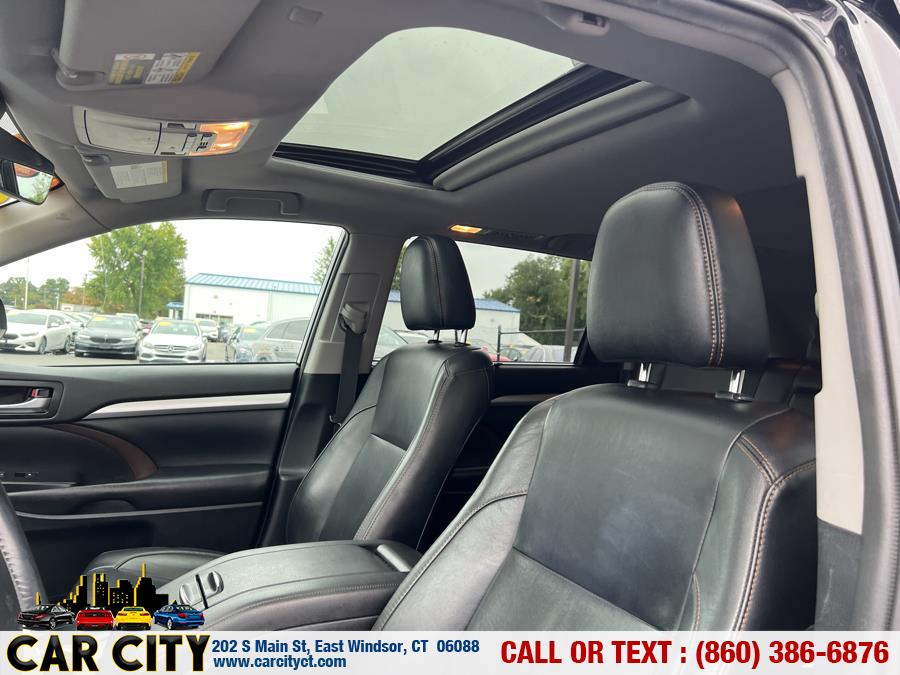 2019 Toyota Highlander XLE V6 AWD (Natl), available for sale in East Windsor, Connecticut | Car City LLC. East Windsor, Connecticut 2019 Toyota Highlander XLE V6 AWD (Natl), available for sale in East Windsor, Connecticut | Car City LLC. East Windsor, Connecticut