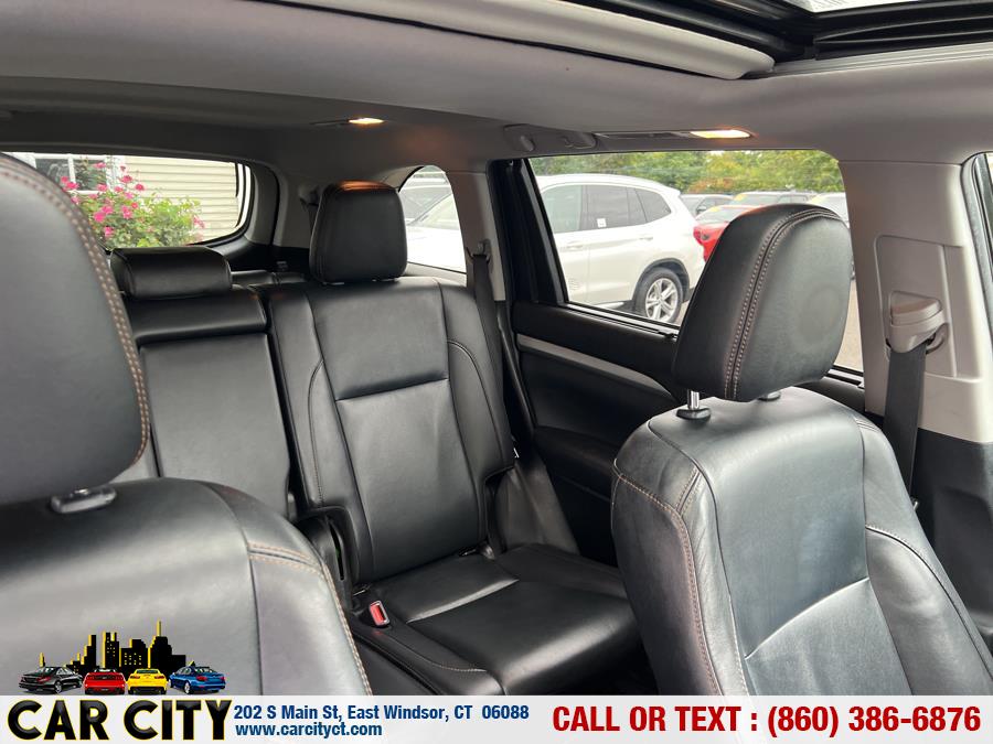 2019 Toyota Highlander XLE V6 AWD (Natl), available for sale in East Windsor, Connecticut | Car City LLC. East Windsor, Connecticut 2019 Toyota Highlander XLE V6 AWD (Natl), available for sale in East Windsor, Connecticut | Car City LLC. East Windsor, Connecticut