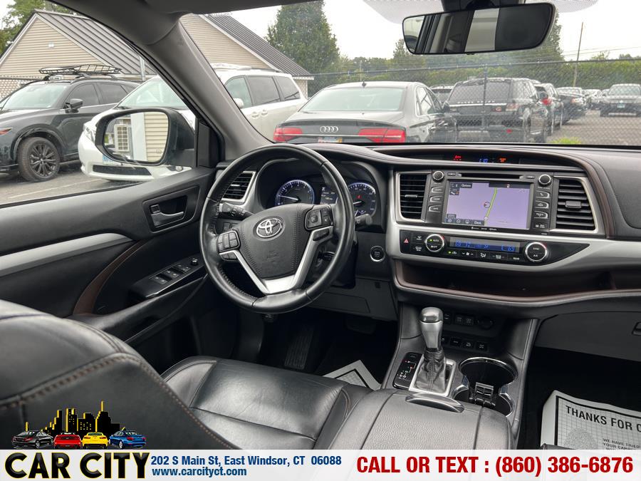 2019 Toyota Highlander XLE V6 AWD (Natl), available for sale in East Windsor, Connecticut | Car City LLC. East Windsor, Connecticut 2019 Toyota Highlander XLE V6 AWD (Natl), available for sale in East Windsor, Connecticut | Car City LLC. East Windsor, Connecticut