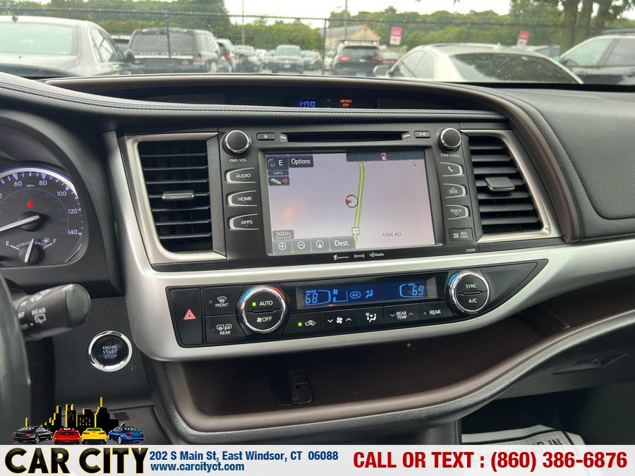 2019 Toyota Highlander XLE V6 AWD (Natl), available for sale in East Windsor, Connecticut | Car City LLC. East Windsor, Connecticut 2019 Toyota Highlander XLE V6 AWD (Natl), available for sale in East Windsor, Connecticut | Car City LLC. East Windsor, Connecticut