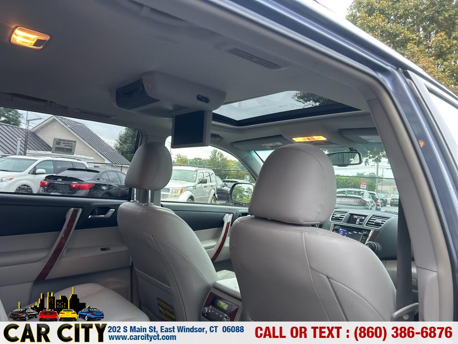 2013 Toyota Highlander Hybrid 4WD 4dr Limited (Natl), available for sale in East Windsor, Connecticut | Car City LLC. East Windsor, Connecticut 2013 Toyota Highlander Hybrid 4WD 4dr Limited (Natl), available for sale in East Windsor, Connecticut | Car City LLC. East Windsor, Connecticut