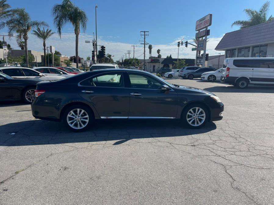 2011 Lexus ES 350 4dr Sdn, available for sale in Hawaiian Gardens, California | Luxe Motors. Hawaiian Gardens, California 2011 Lexus ES 350 4dr Sdn, available for sale in Hawaiian Gardens, California | Luxe Motors. Hawaiian Gardens, California