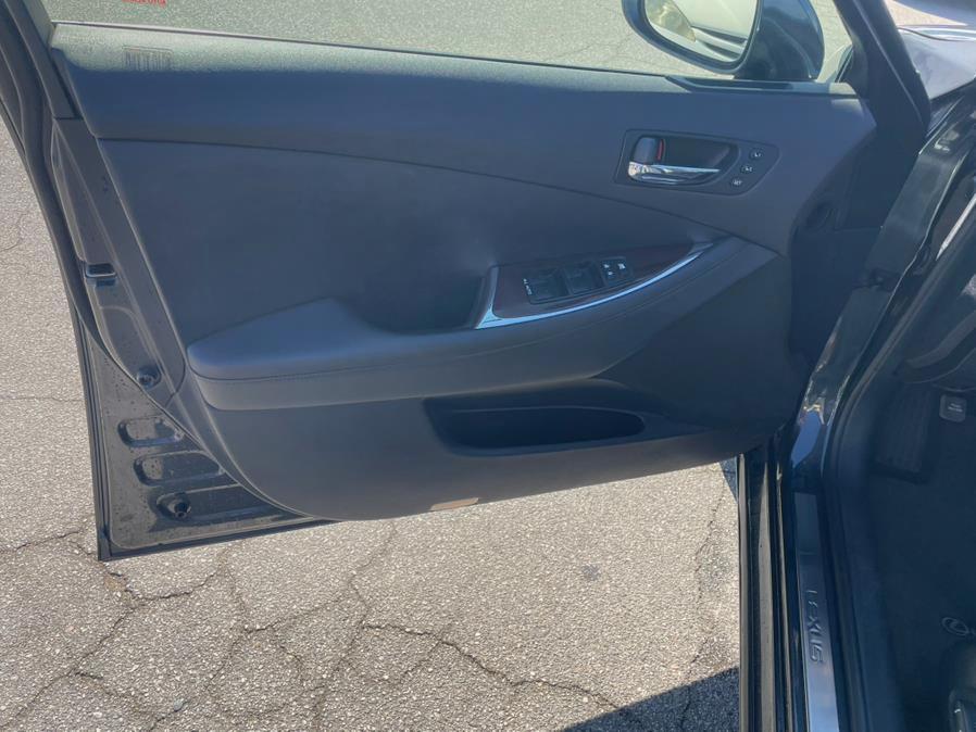 2011 Lexus ES 350 4dr Sdn, available for sale in Hawaiian Gardens, California | Luxe Motors. Hawaiian Gardens, California 2011 Lexus ES 350 4dr Sdn, available for sale in Hawaiian Gardens, California | Luxe Motors. Hawaiian Gardens, California