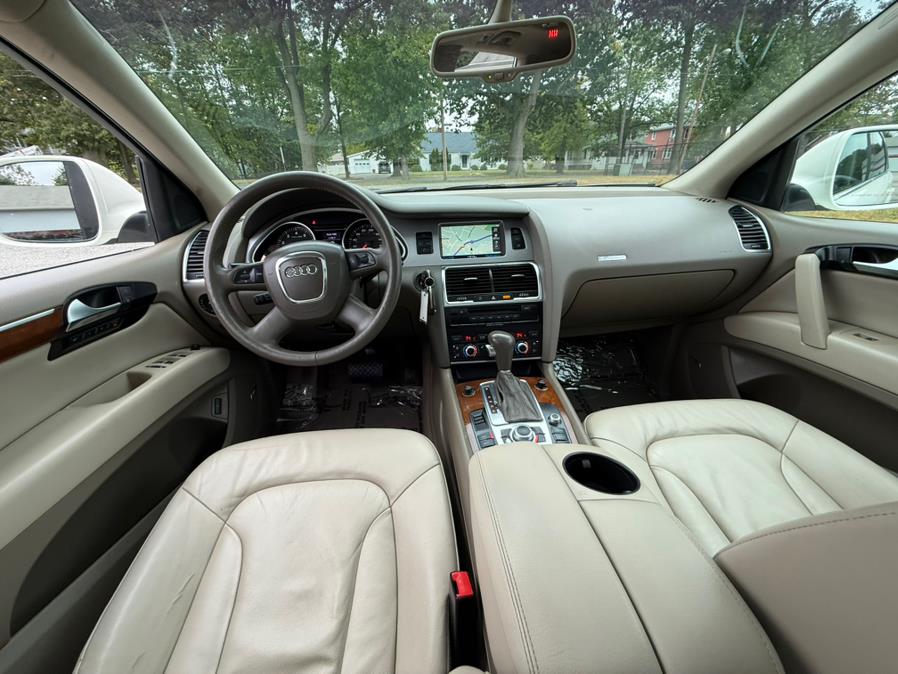2009 Audi Q7 quattro 4dr 3.6L Premium Plus, available for sale in Springfield, Massachusetts | Auto Globe LLC. Springfield, Massachusetts 2009 Audi Q7 quattro 4dr 3.6L Premium Plus, available for sale in Springfield, Massachusetts | Auto Globe LLC. Springfield, Massachusetts